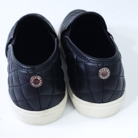 Steve Madden Quilted Slip On Sneaker Shoe ECENTRCQ Black Size 9M Vegan Leather - Picture 5 of 7